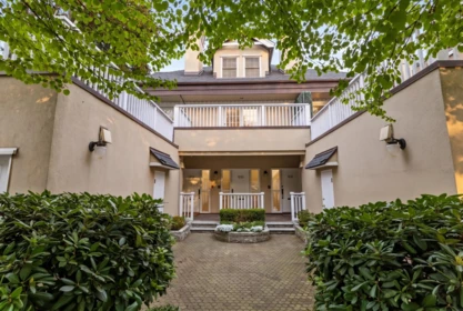 1229 W 8th Avenue, Vancouver, BC, Vancouver — Townhouse for sale