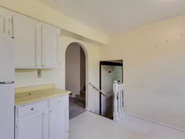 Entry Foyer Photo of 1615 Cornell Avenue, Coquitlam, BC
