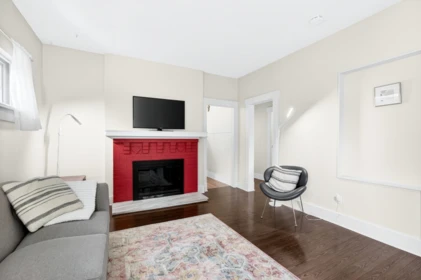 Breakfast Nook Photo of 2975 W 8th Avenue, Vancouver, BC