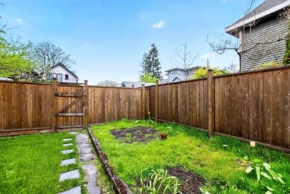 Front Yard Photo of 2975 W 8th Avenue, Vancouver, BC