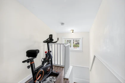 Hallway Photo of 2975 W 8th Avenue, Vancouver, BC