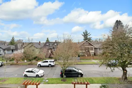 Backyard Photo of 1 2247 Parker Street, Vancouver, BC