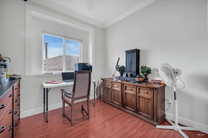 Powder Room Photo of 669 W 71st Avenue, Vancouver, BC