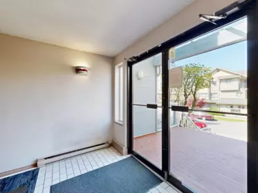 8 8500 Anderson Road, Richmond, BC, Richmond — Apartment/Condo for sale
