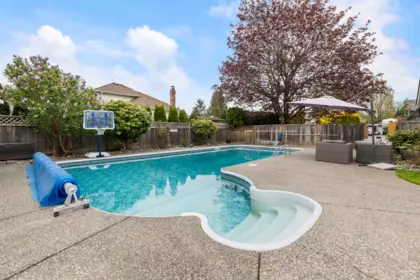 Swimming Pool Photo of 3343 197a Street, Langley, BC