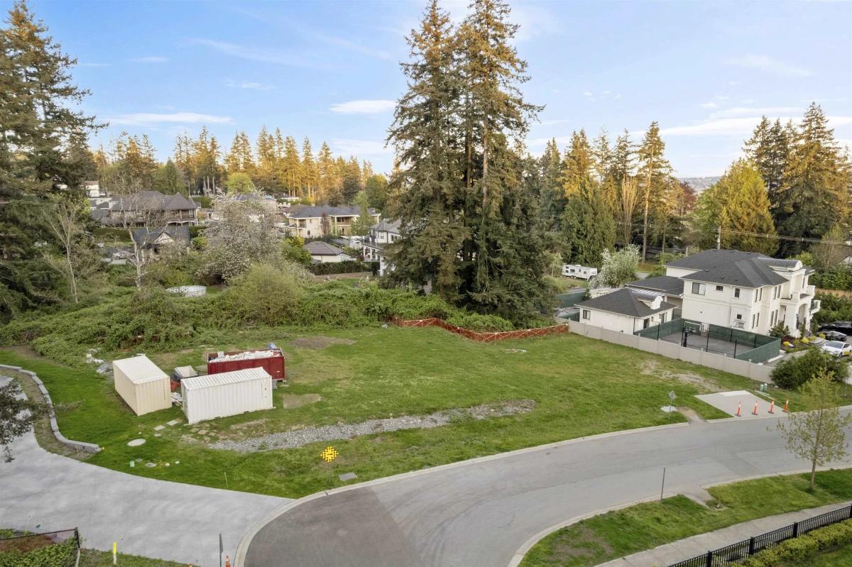 Living Room Photo of 5632 129a St Street, Surrey, BC