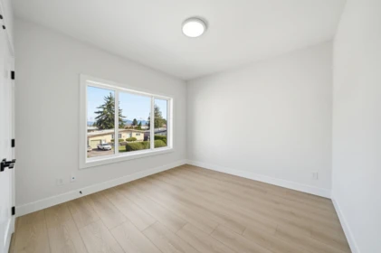Garage Interior Photo of 45122 Watson Road, Chilliwack, BC