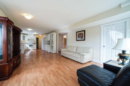 Entry Foyer Photo of 735 Schoolhouse Street, Coquitlam, BC