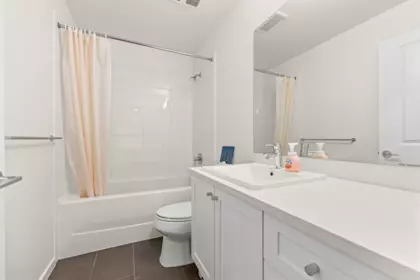 Loft / Bonus Room Photo of 11 16323 15 Avenue, Surrey, BC