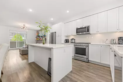 Primary Bedroom Photo of 11 16323 15 Avenue, Surrey, BC