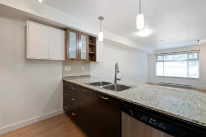 Kitchen Photo of 229 2233 Mckenzie Road, Abbotsford, BC