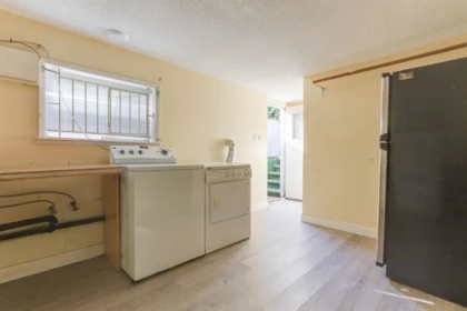 Entry Foyer Photo of 1479 W 57th Avenue, Vancouver, BC