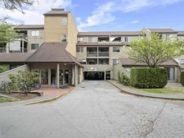 408 8120 Colonial Drive, Richmond, BC, Richmond — Apartment/Condo for sale