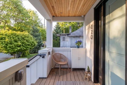 Hot Tub / Spa Photo of 820 W 23rd Avenue, Vancouver, BC