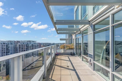Hot Tub / Spa Photo of 1602 5580 No. 3 Road, Richmond, BC