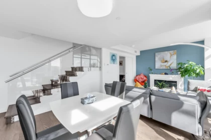 Office / Den Photo of 1602 5580 No. 3 Road, Richmond, BC
