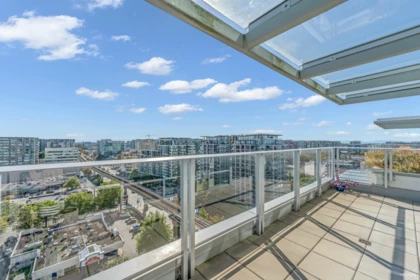 Swimming Pool Photo of 1602 5580 No. 3 Road, Richmond, BC