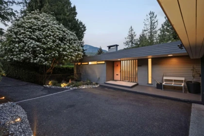 6240 Summit Avenue, West Vancouver, BC, West Vancouver — Single Family Residence for sale