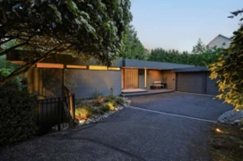6240 Summit Avenue, West Vancouver, BC