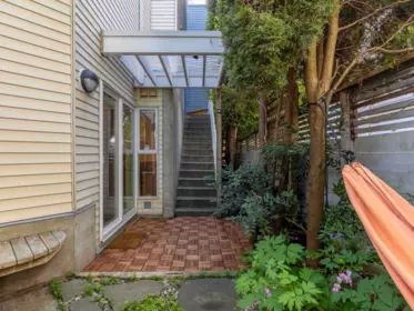 Swimming Pool Photo of 1485 Kitchener Street, Vancouver, BC