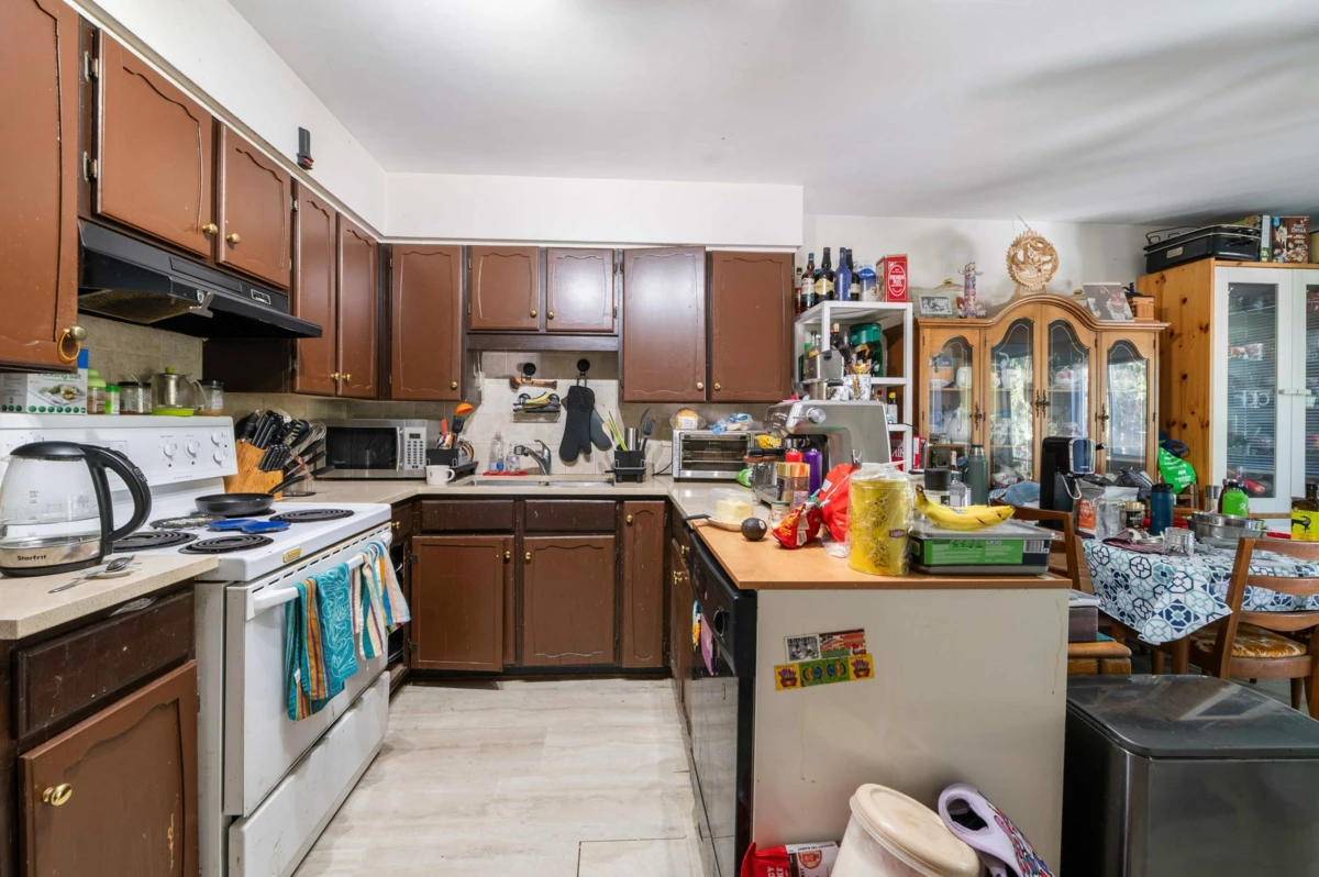 Family Room Photo of 11821 72 Avenue, Delta, BC