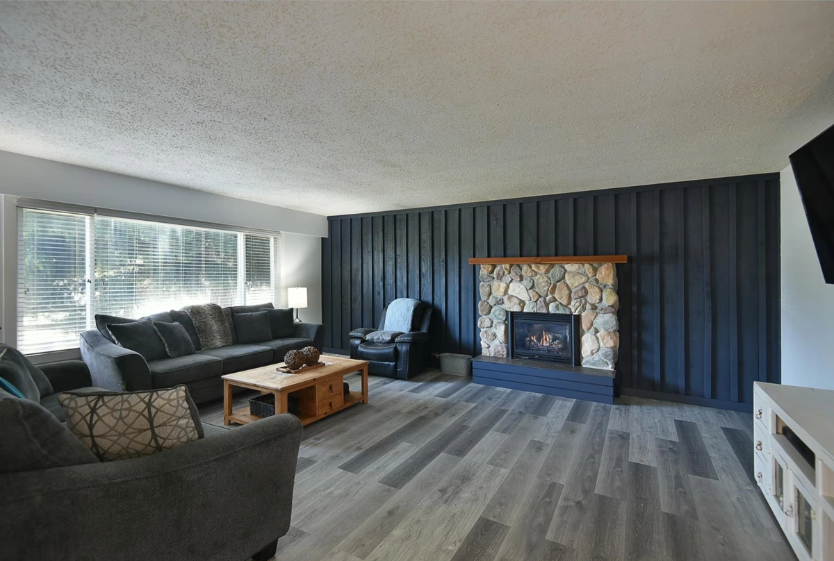 Dining Area Photo of 5784 Medusa Street, Sechelt, BC