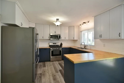 5784 Medusa Street, Sechelt, BC, Sechelt — Single Family Residence for sale