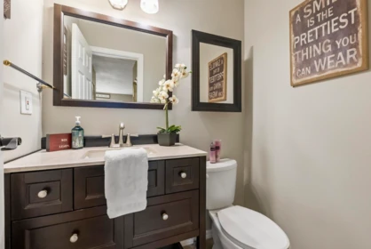 Guest Bathroom Photo of 6135 Sunwood Drive, Delta, BC
