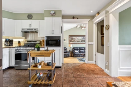 Pantry Photo of 16104 9 Avenue, Surrey, BC