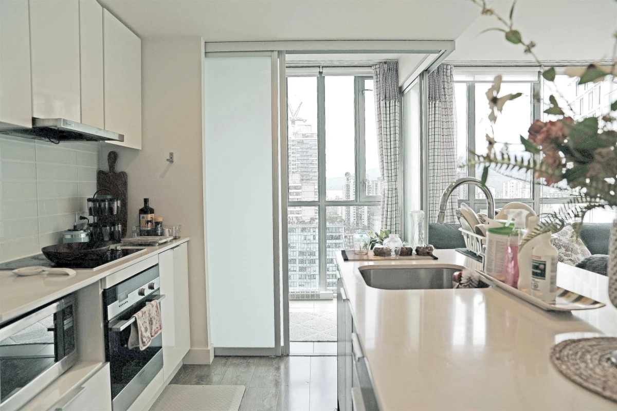 Dining Area Photo of 2402 1308 Hornby Street, Vancouver, BC