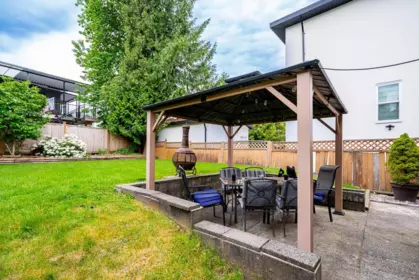 Hot Tub / Spa Photo of 12528 Pinewood Crescent, Surrey, BC