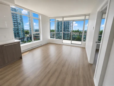 Kitchen Photo of 908 4900 Lennox Lane, Burnaby, BC