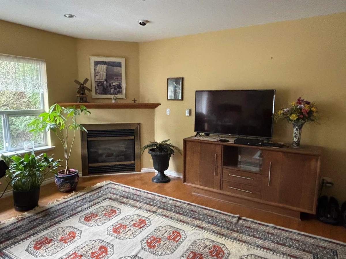 Family Room Photo of 12047 Laity Street, Maple Ridge, BC
