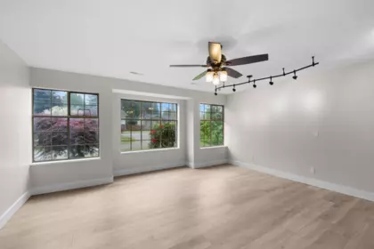 Swimming Pool Photo of 21105 River Road, Maple Ridge, BC