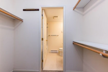Guest Bathroom Photo of 79 6588 Southoaks Crescent, Burnaby, BC
