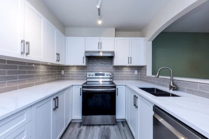 Kitchen Photo of 79 6588 Southoaks Crescent, Burnaby, BC