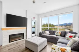 417 11641 227 Street, Maple Ridge, BC