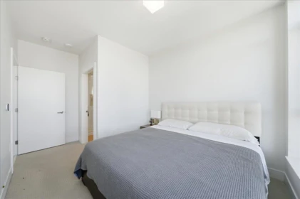 Bedroom 3 Photo of 1002 3438 Sawmill Crescent, Vancouver, BC