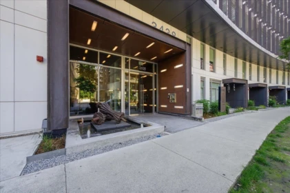 1002 3438 Sawmill Crescent, Vancouver, BC, Vancouver — Apartment/Condo for sale