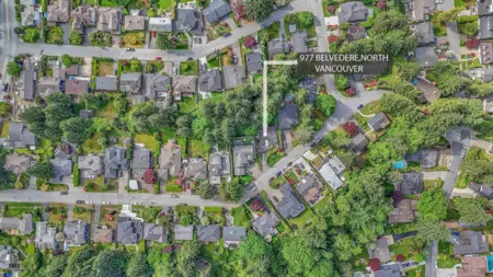 Backyard Photo of 977 Belvedere Drive, North Vancouver, BC