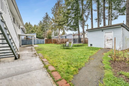 Garden / Landscaping Photo of 11761 92 Avenue, Delta, BC
