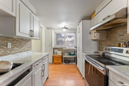 Walk-In Closet Photo of 161 7484 138 Street, Surrey, BC