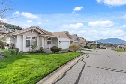 Garden / Landscaping Photo of 63 5700 Jinkerson Road, Chilliwack, BC