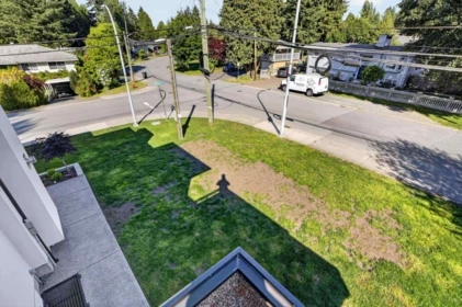 Hot Tub / Spa Photo of 10925 Oriole Drive, Surrey, BC