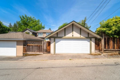 Hot Tub / Spa Photo of 4682 W 14th Avenue, Vancouver, BC