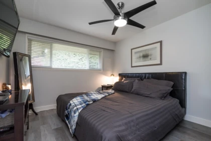 Basement Recreation Room Photo of 15669 20 Avenue, Surrey, BC