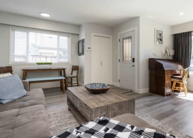 Breakfast Nook Photo of 15669 20 Avenue, Surrey, BC