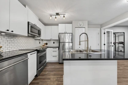 301 6500 194 Street, Surrey, BC, Surrey — Apartment/Condo for sale