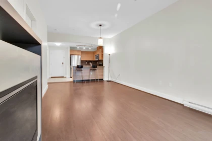323 6688 120 Street, Surrey, BC, Surrey — Apartment/Condo for sale