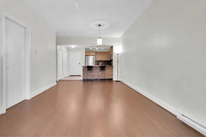 323 6688 120 Street, Surrey, BC, Surrey — Apartment/Condo for sale